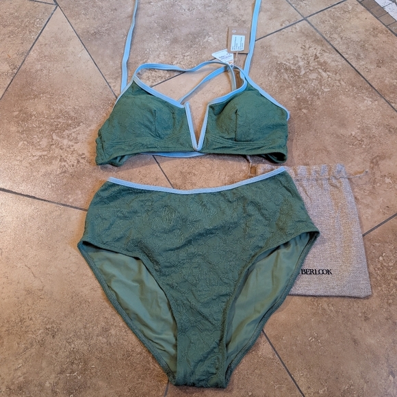 Berlook NWT Dark Green Jacquard V Notch Plus Size Bikini US 16 - Picture 1 of 3